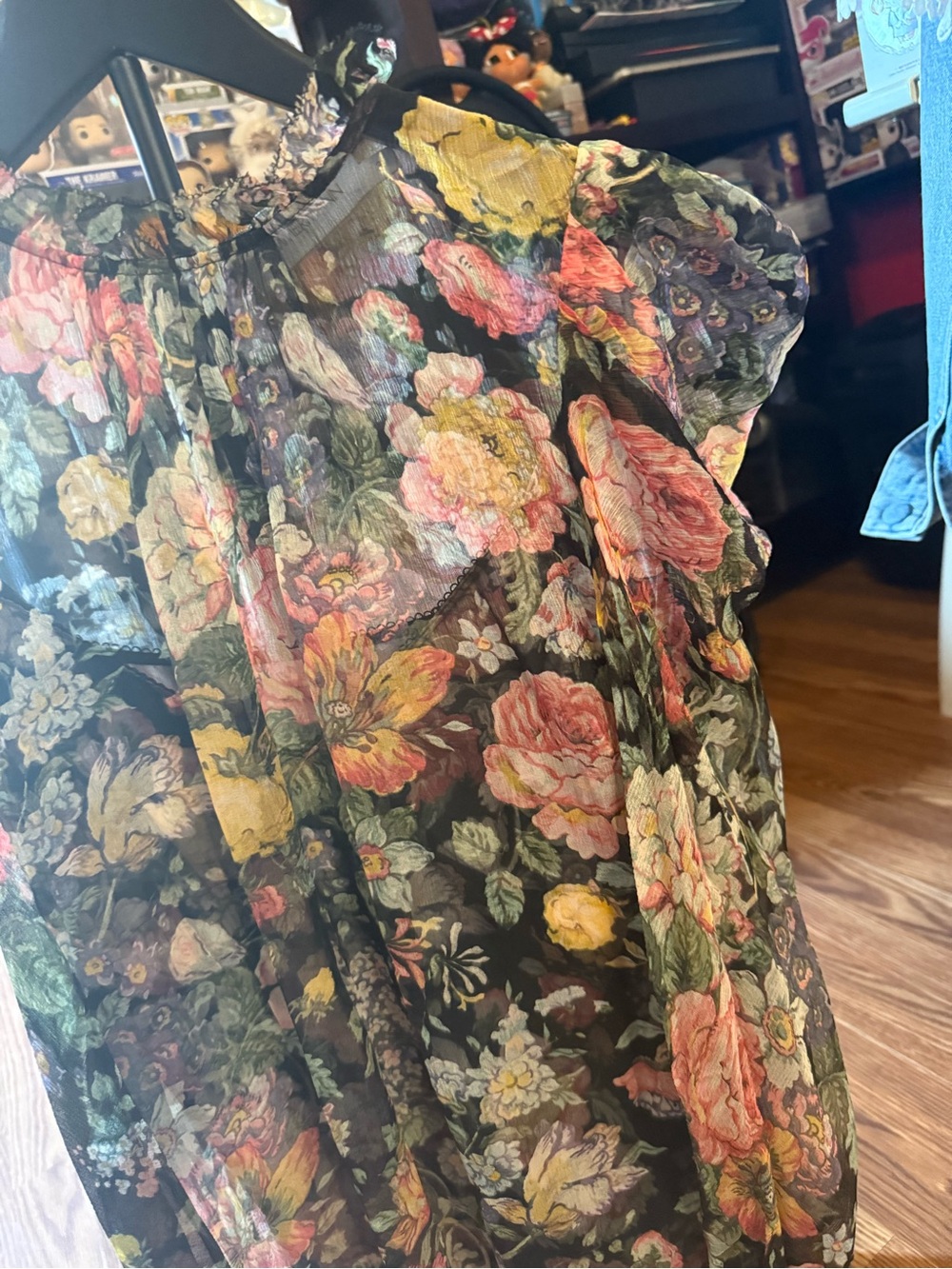 Zimmermann shirt and tank set. Chiffon silk. Puffed sleeves. Worn once - Picture 7 of 10